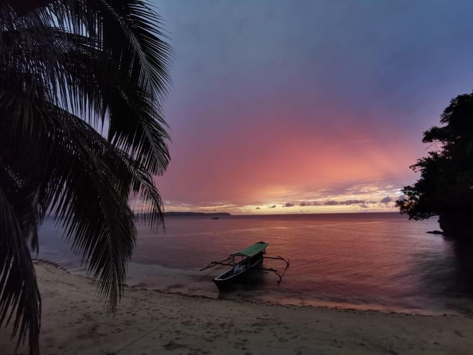 Sunset Beach Batudaka 외부 사진